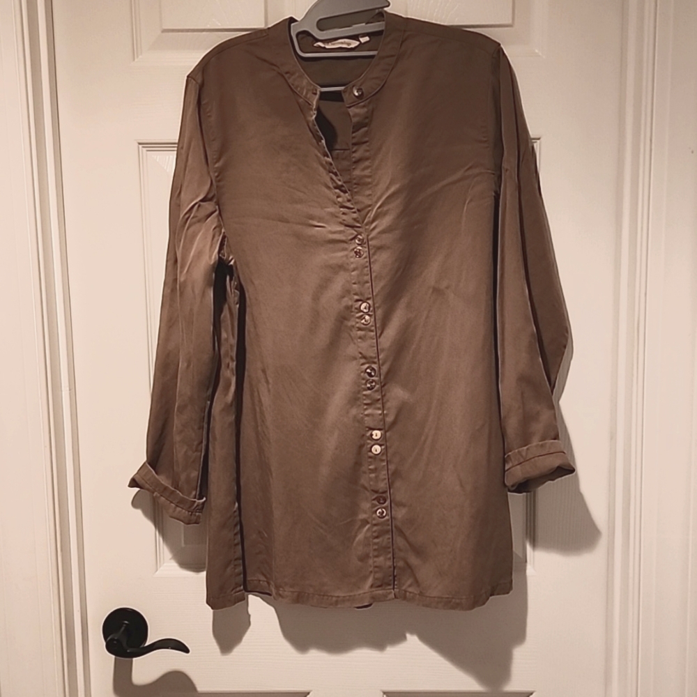 Soft Surroundings Oversized Top, 100% tencel, Army Green, Size L